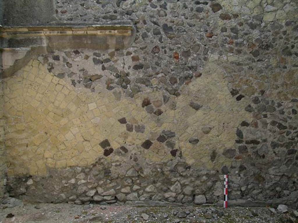 A stone building
Description generated with high confidence